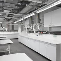 System DELTA30 Wandarbeitstisch